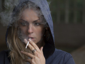 Čtvrtina lidí nad 15 let kouří, většina denně