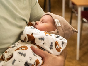 První Olomoučánek letošního roku se narodil doma. Matteo měl 3370 gramů