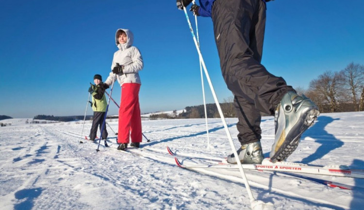 Nový web ukáže běžkařům v Jeseníkách kvalitu stop, sněhu i polohu rolby