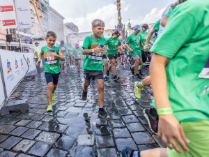 Tisíce běžců se v sobotu v centru Olomouce vydají na půlmaraton, přinese to omezení v dopravě