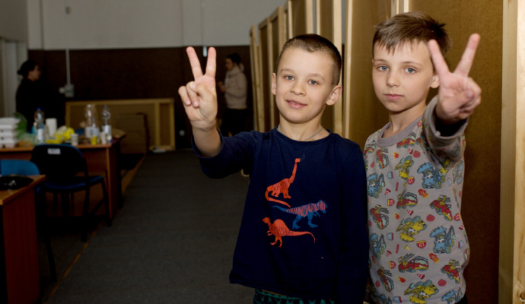 Školy zjišťují, kolik dětí z Ukrajiny usedne v září do lavic. Kapacity jsou dostatečné, říká krajský radní