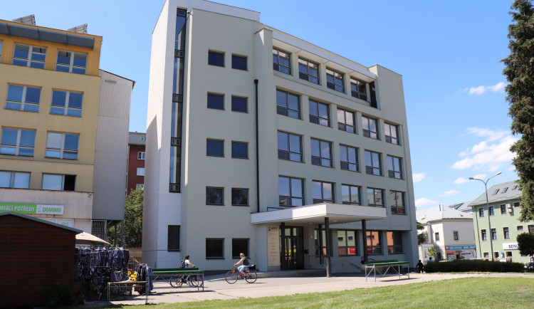 Zdravotnická škola v Přerově se rozroste o dvě patra. O studium je velký zájem