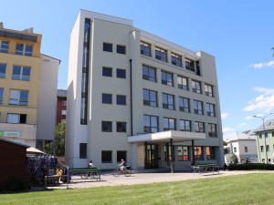 Zdravotnická škola v Přerově se rozroste o dvě patra. O studium je velký zájem