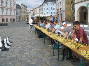Olomouc přivítá elitní šachisty. Festival zahájí simultánka na Horním náměstí