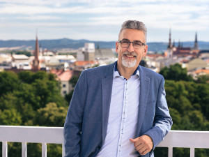 Primátor města Olomouce Mirek Žbánek bude odpovídat na vaše dotazy online