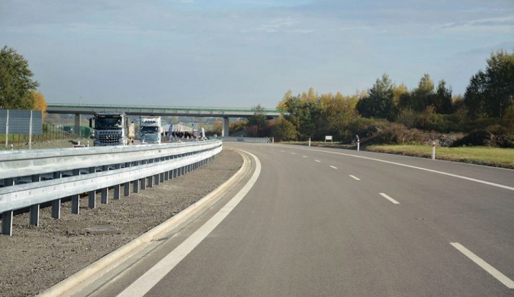 Kolem Litovle po D35 zadarmo: dálnice by měla posloužit jako objížďka při opravě silnice