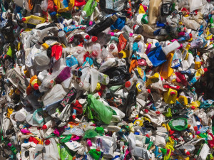 Šternberk dá lidem barevné popelnice na papír, plast a bioodpad. Chce podpořit třídění