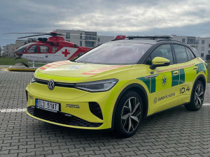 Záchranáři v Olomouci otestují v ostrém provozu elektromobil. Dojezd má překročit tři sta kilometrů