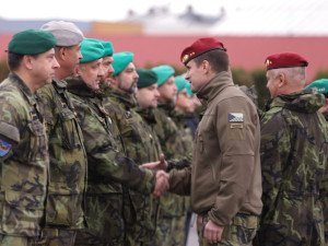 Náčelník generálního štábu Řehka: Pozemnímu vojsku chybí 3500 vojáků