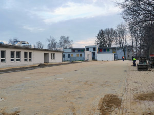 GLOSA: Kontroverzní obratiště a parkoviště u základní školy v Bohuňovicích